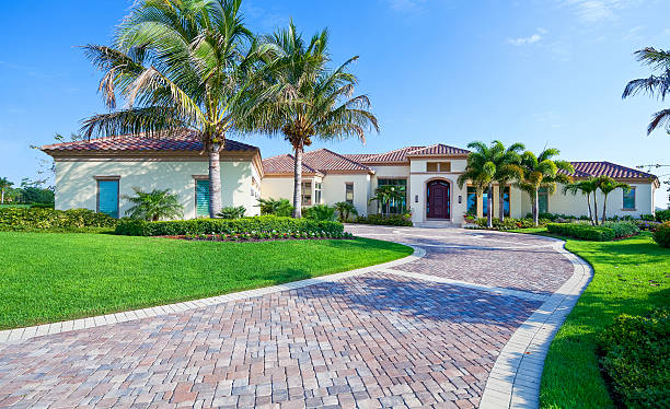 Best Custom Driveway Pavers  in Hoisington, KS