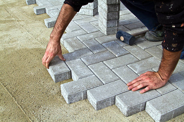 Best Professional Driveway Pavers  in Hoisington, KS