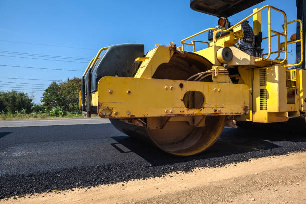 Best Residential Paver Driveway  in Hoisington, KS